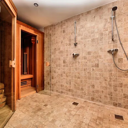 On The Banks Of The Ourthe In Durbuy * Petit Han